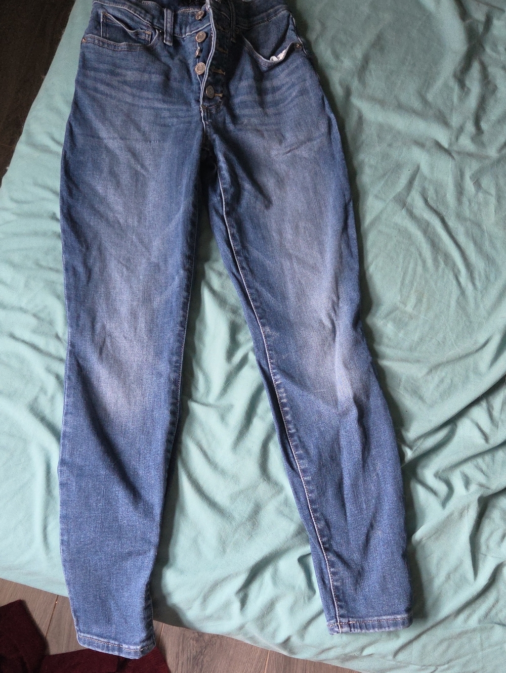 Lucky Brand Blue Button-Fly Cropped Ankle Jeans